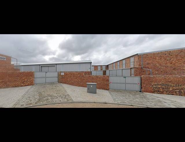 INDUSTRIAL FOR SALE IN STILBAAI EAST